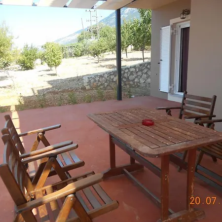 Regina Simotata Sissia Appartement Lourdata (Kefalonia)
