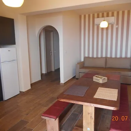 Regina Simotata Sissia Appartement