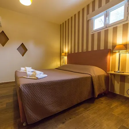 Regina Simotata Sissia *