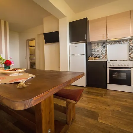 Regina Simotata Sissia Lourdata (Kefalonia)