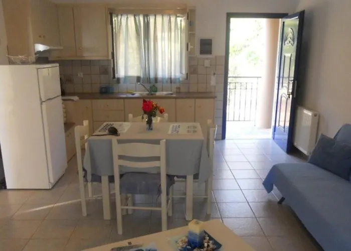 Regina Simotata Sissia * Λουρδάτα