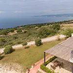 Regina Simotata Sissia Apartamento *